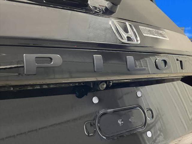 new 2025 Honda Pilot car, priced at $56,520