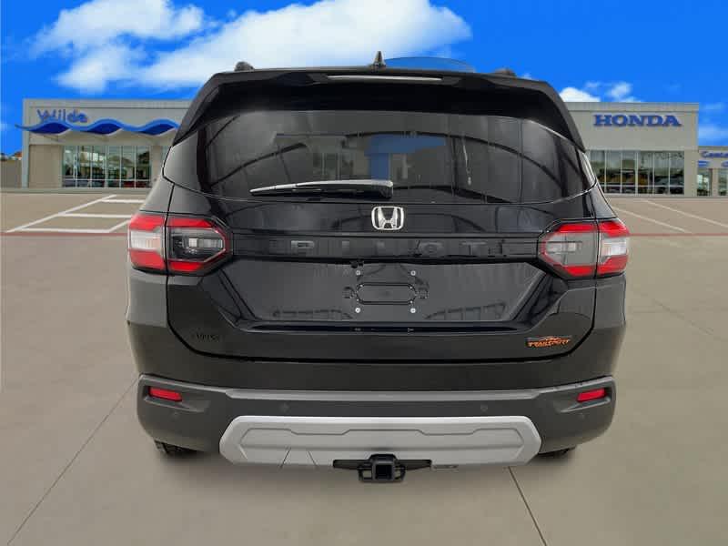 new 2025 Honda Pilot car, priced at $50,895