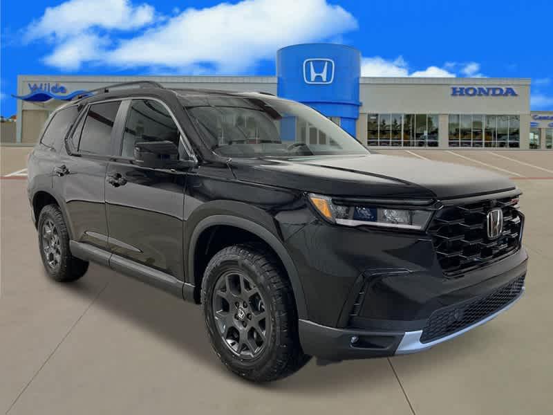 new 2025 Honda Pilot car, priced at $50,895