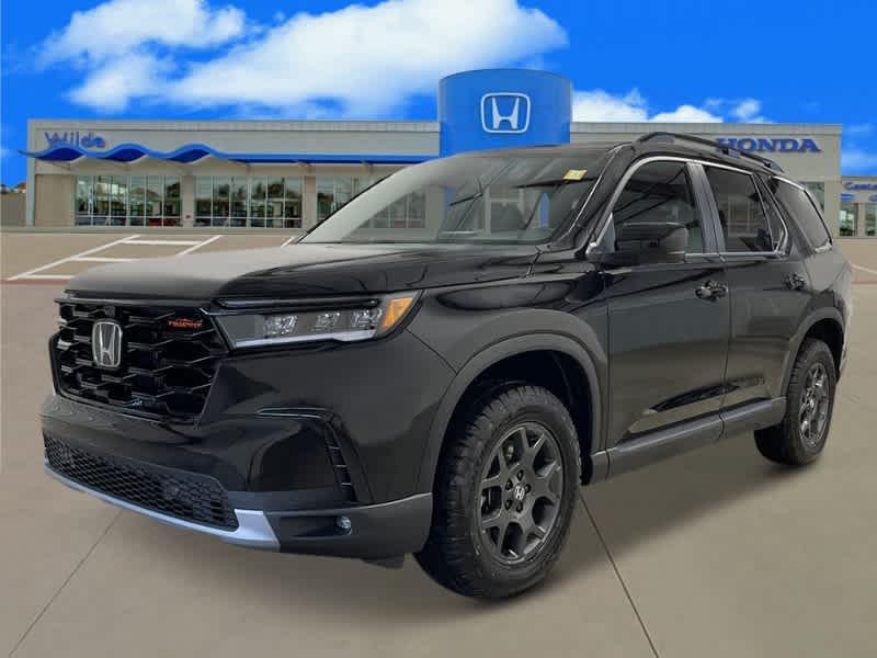 new 2025 Honda Pilot car, priced at $50,895