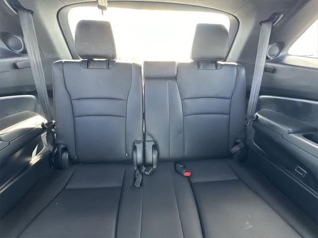 used 2021 Honda Pilot car, priced at $35,999