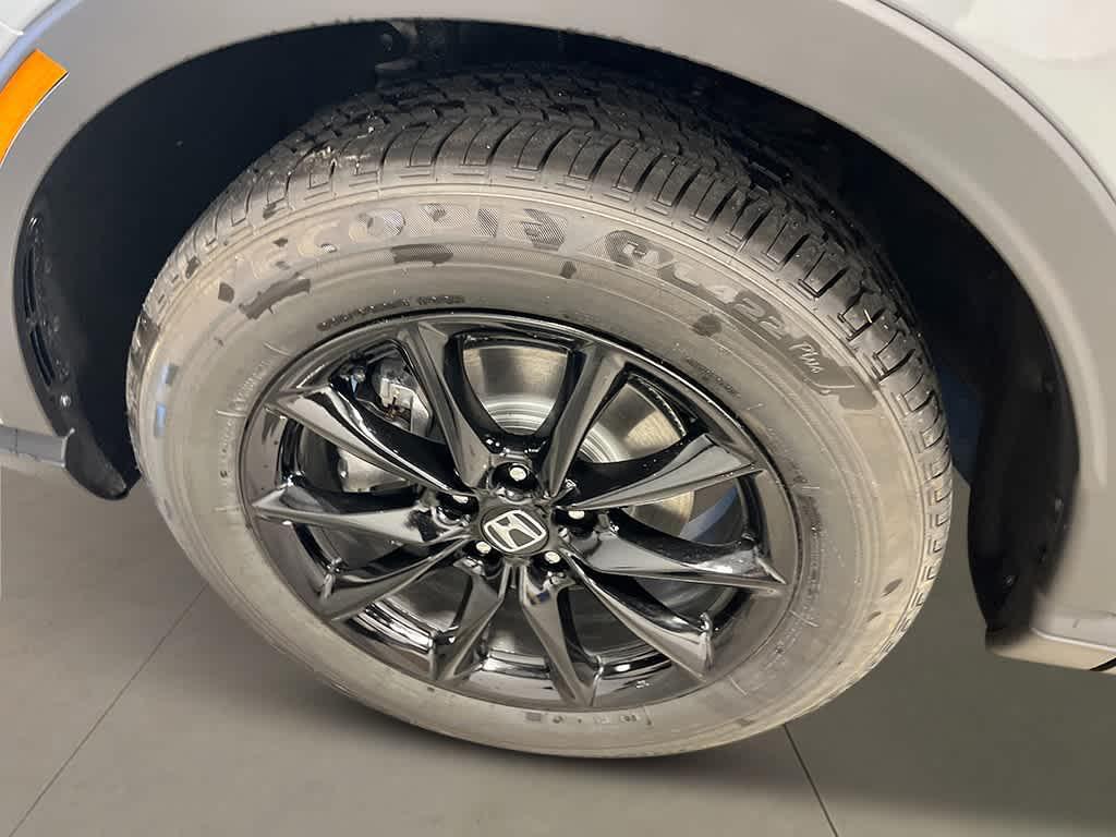 new 2026 Honda CR-V Hybrid car, priced at $40,615