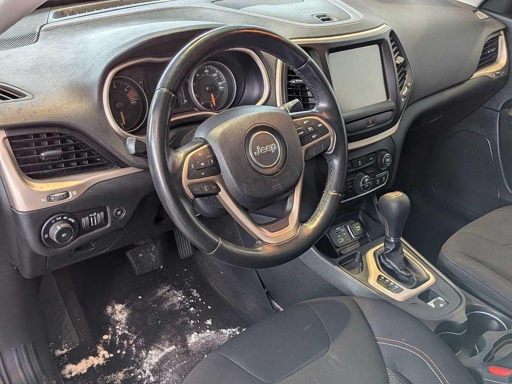 used 2016 Jeep Cherokee car, priced at $10,423