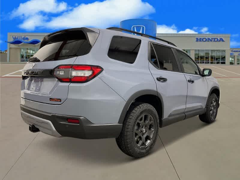 new 2025 Honda Pilot car, priced at $48,609