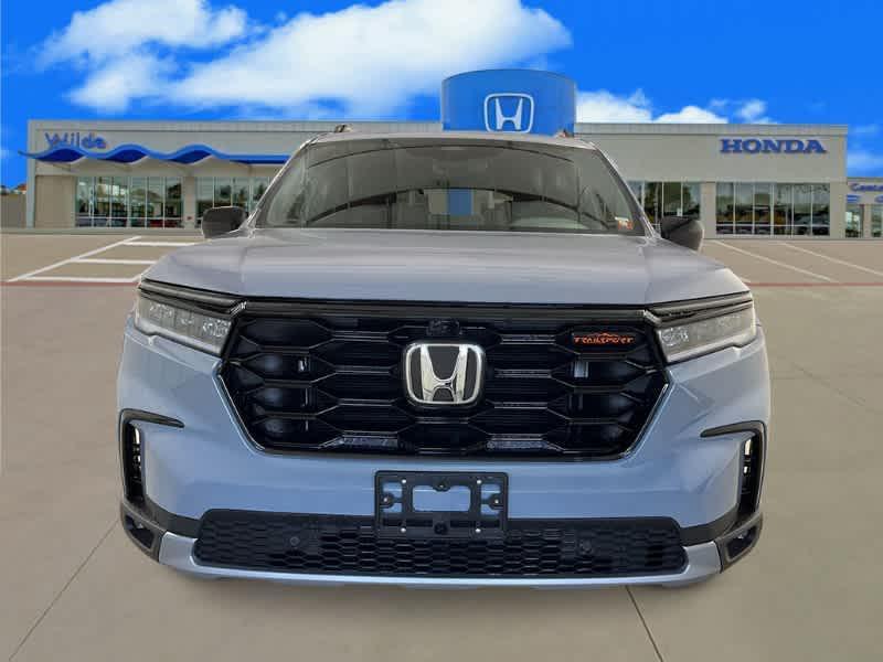 new 2025 Honda Pilot car, priced at $48,609