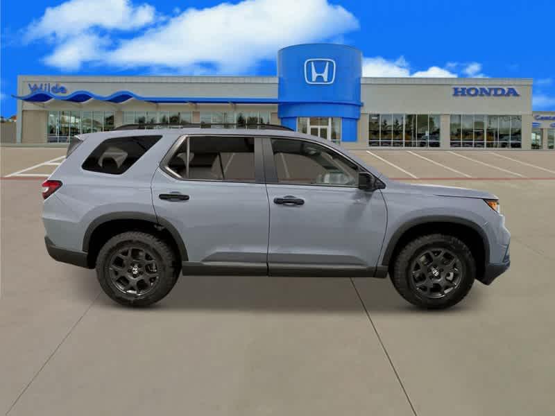 new 2025 Honda Pilot car, priced at $48,609