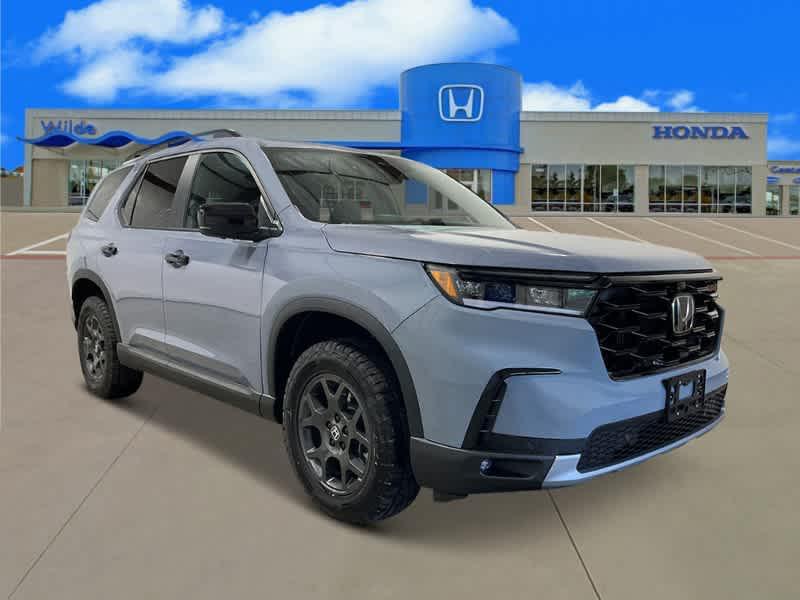 new 2025 Honda Pilot car, priced at $48,609