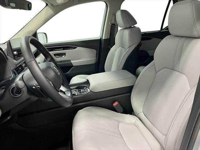 new 2025 Honda Pilot car, priced at $44,573