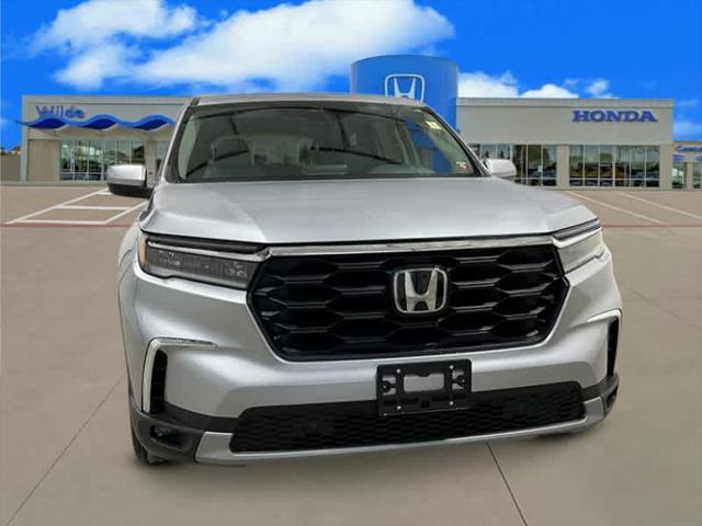 new 2025 Honda Pilot car, priced at $44,573