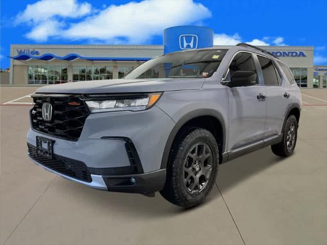 new 2025 Honda Pilot car, priced at $49,750