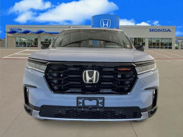 new 2025 Honda Pilot car, priced at $49,750