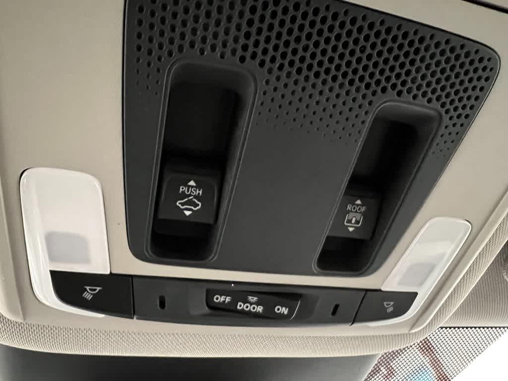 new 2025 Honda Pilot car, priced at $55,565