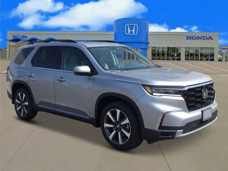 new 2025 Honda Pilot car, priced at $55,565