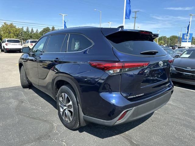 used 2020 Toyota Highlander car, priced at $28,750