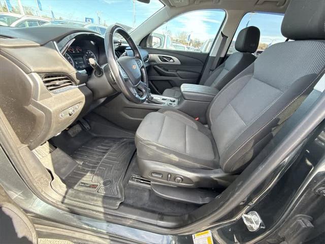 used 2021 Chevrolet Traverse car, priced at $24,067