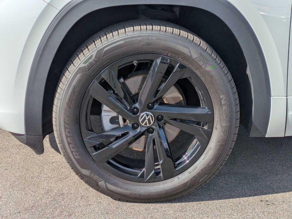 used 2024 Volkswagen Atlas Cross Sport car, priced at $37,850