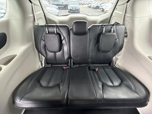 used 2023 Chrysler Pacifica car, priced at $23,552