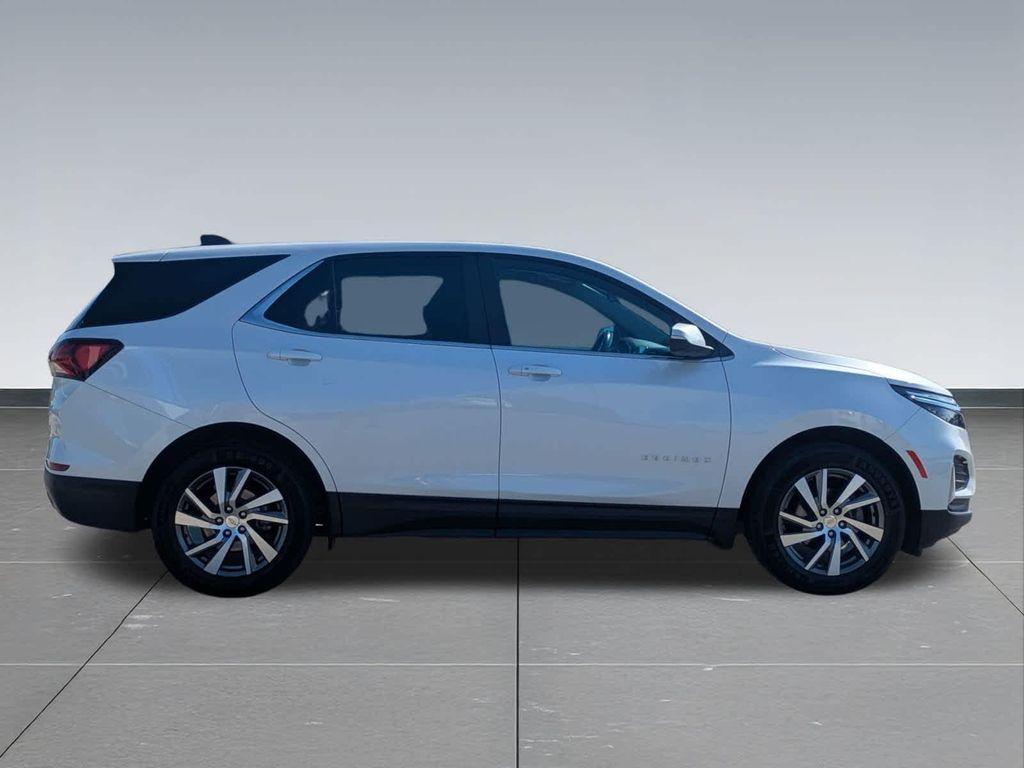 used 2022 Chevrolet Equinox car, priced at $19,999