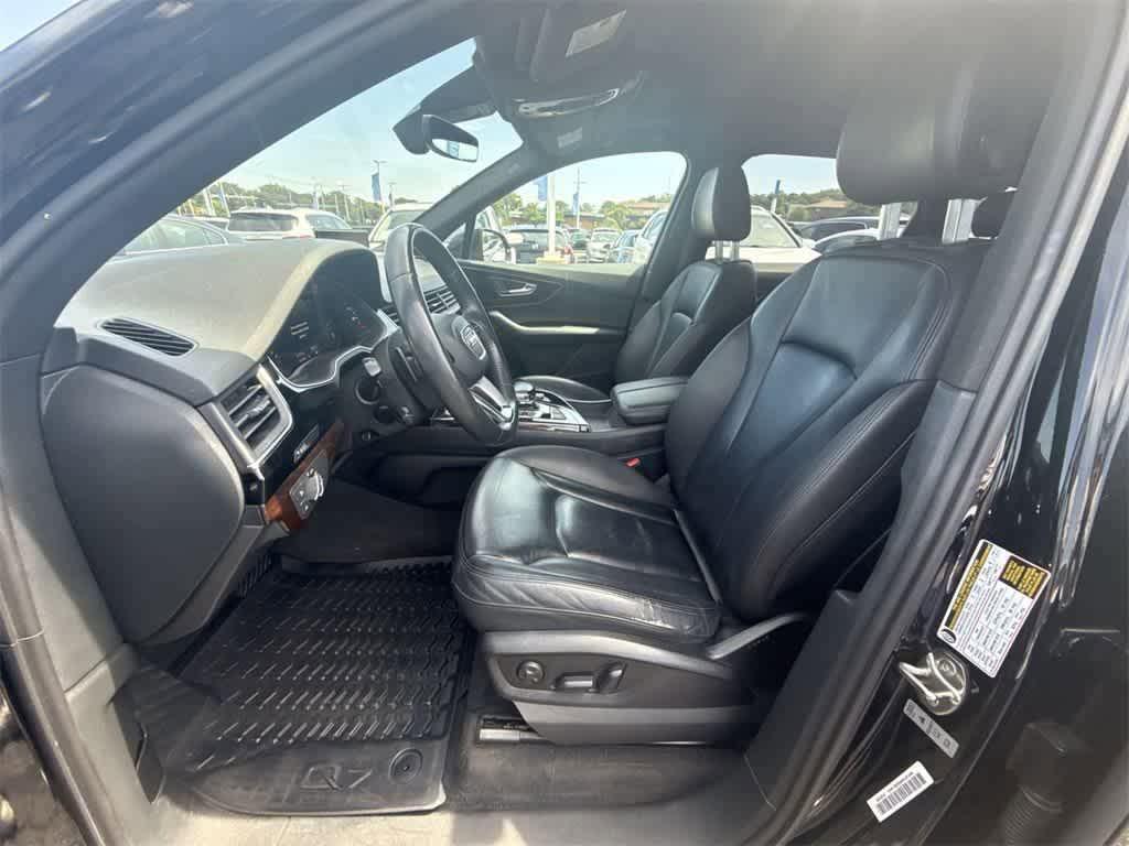 used 2018 Audi Q7 car, priced at $19,250