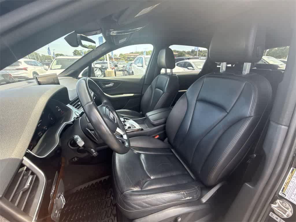used 2018 Audi Q7 car, priced at $19,250