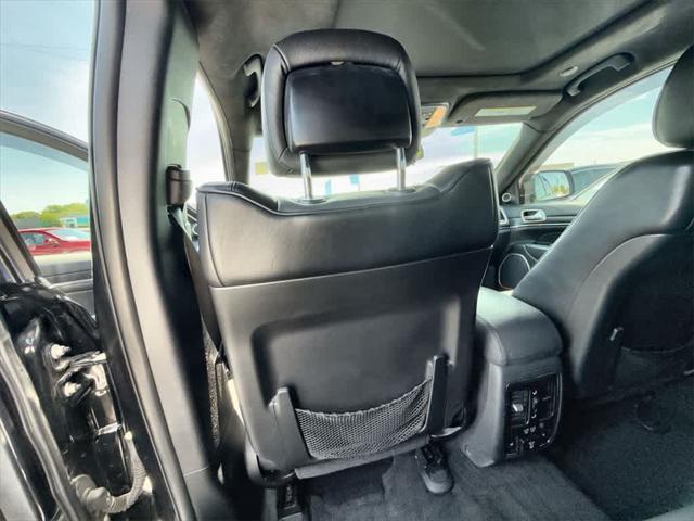 used 2015 Jeep Grand Cherokee car, priced at $20,786