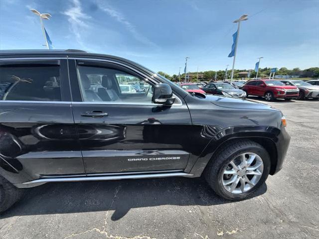 used 2015 Jeep Grand Cherokee car, priced at $20,786