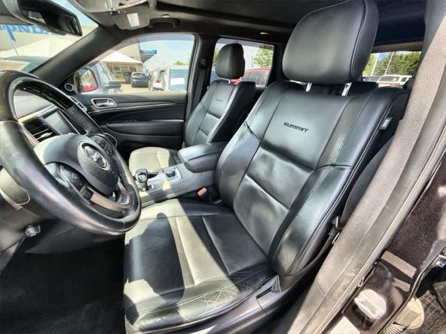 used 2015 Jeep Grand Cherokee car, priced at $20,786