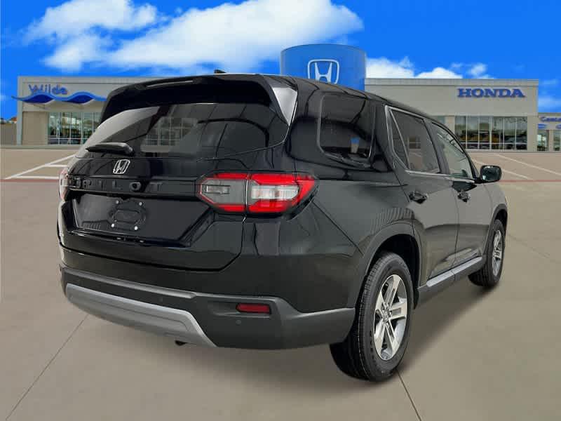 new 2025 Honda Pilot car, priced at $44,868