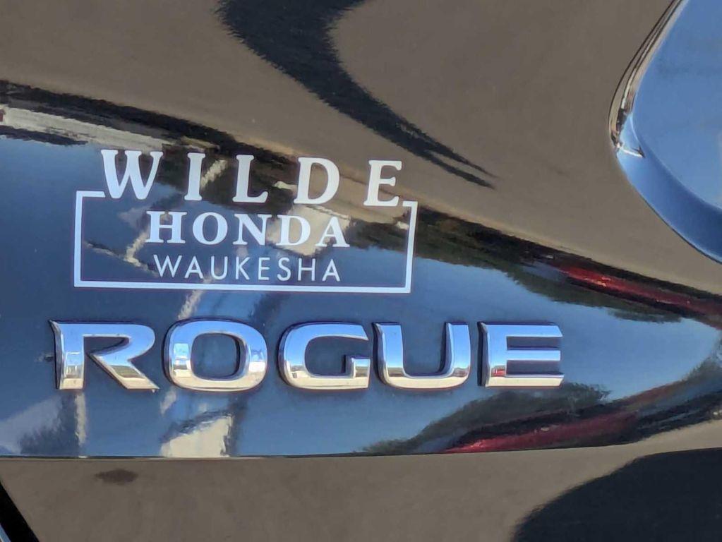 used 2015 Nissan Rogue car, priced at $9,065