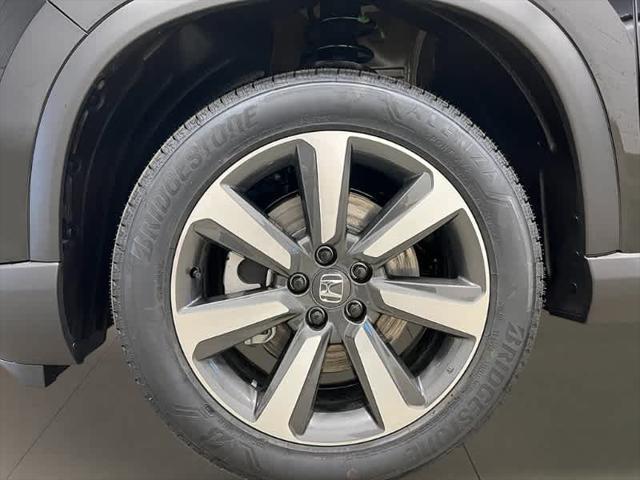 new 2025 Honda Pilot car, priced at $54,530