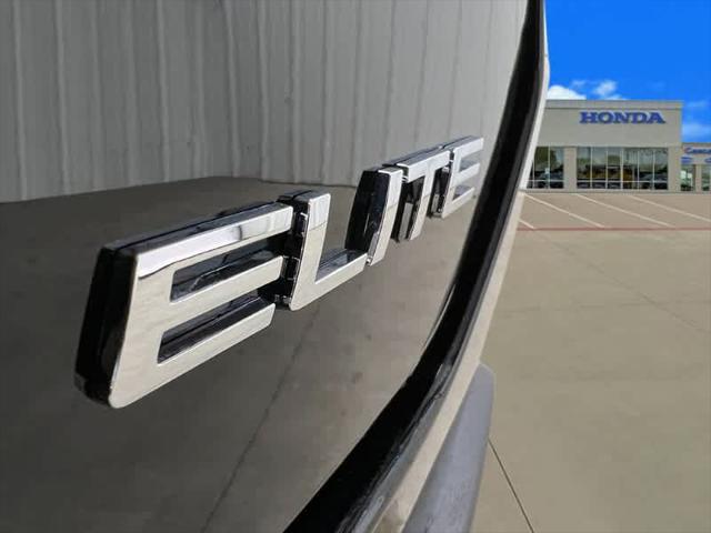 new 2025 Honda Pilot car, priced at $54,530