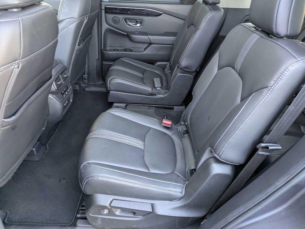 used 2023 Honda Pilot car, priced at $38,799