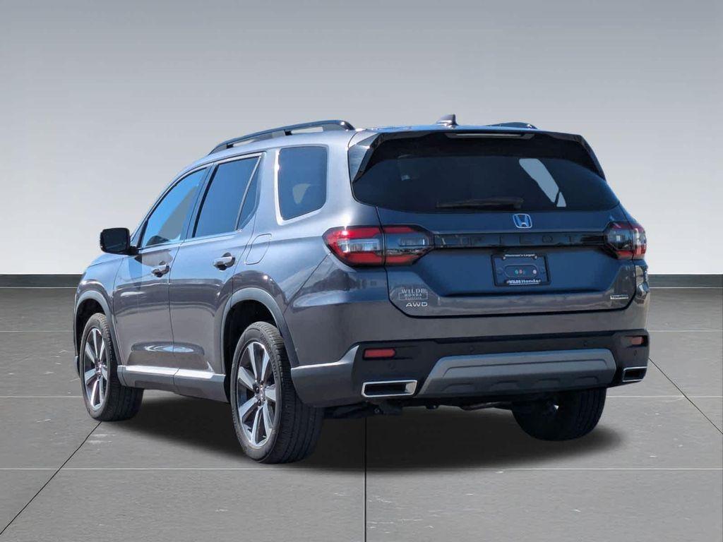 used 2023 Honda Pilot car, priced at $38,799