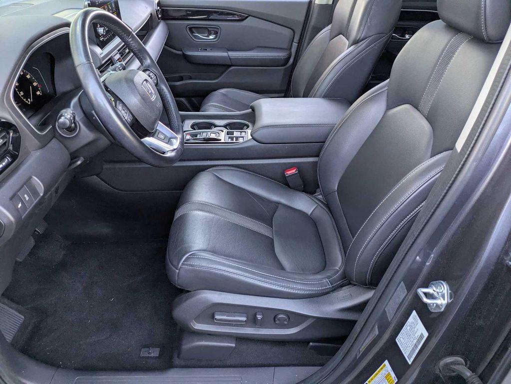 used 2023 Honda Pilot car, priced at $38,799