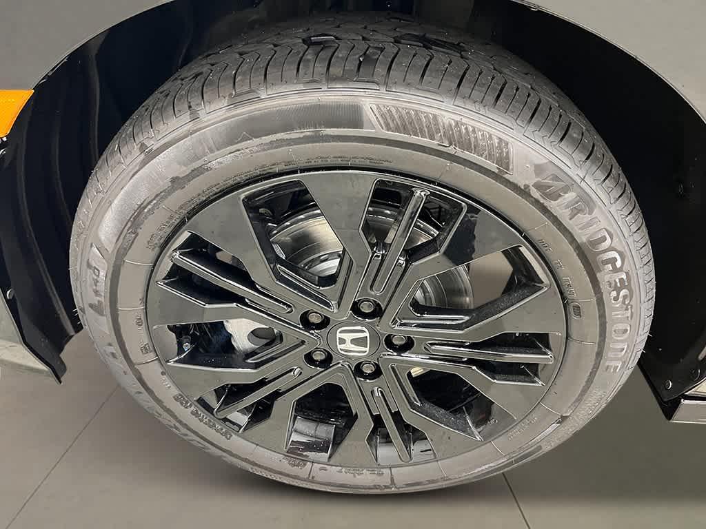 new 2026 Honda Odyssey car, priced at $44,041