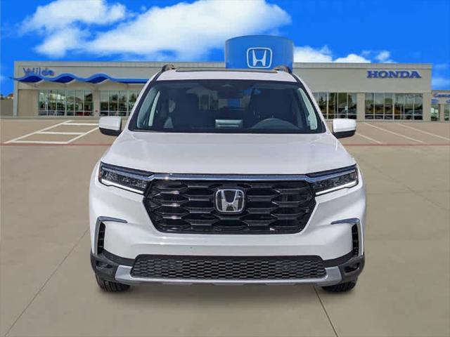 new 2025 Honda Pilot car, priced at $48,918