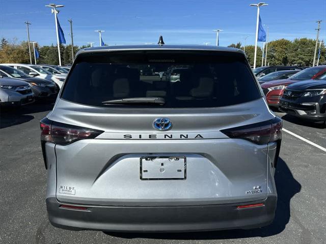 used 2023 Toyota Sienna car, priced at $38,904