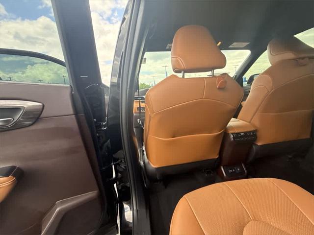 used 2021 Toyota Highlander car, priced at $44,601