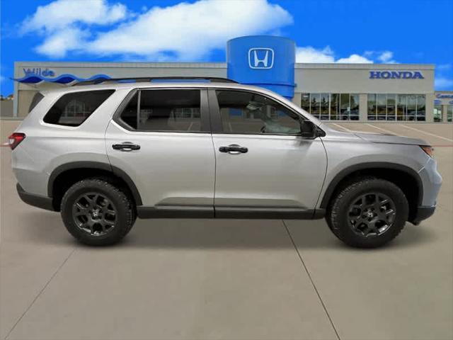 new 2025 Honda Pilot car, priced at $48,137