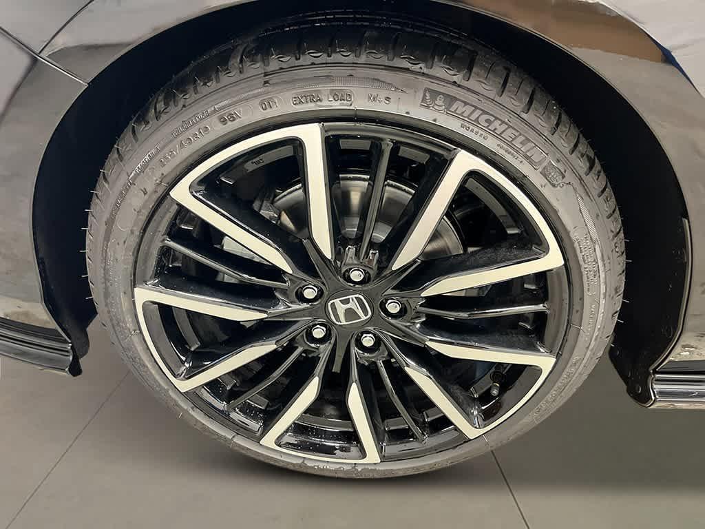 new 2025 Honda Accord Hybrid car, priced at $38,015