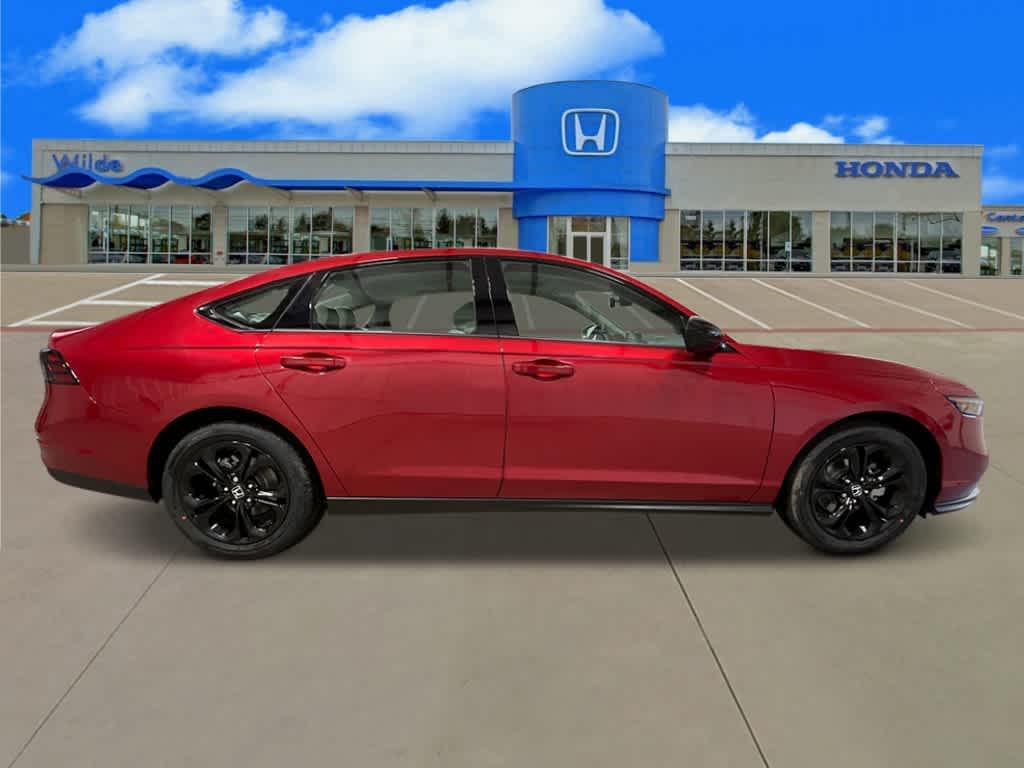 new 2025 Honda Accord car, priced at $31,305