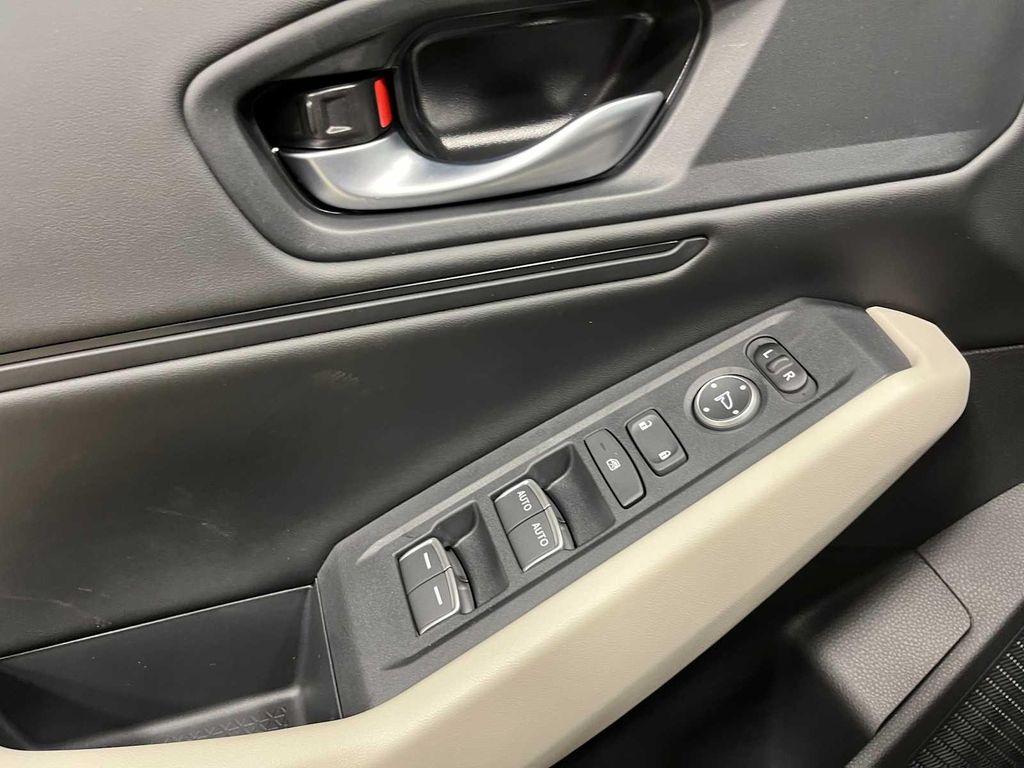 new 2025 Honda Accord car, priced at $31,305