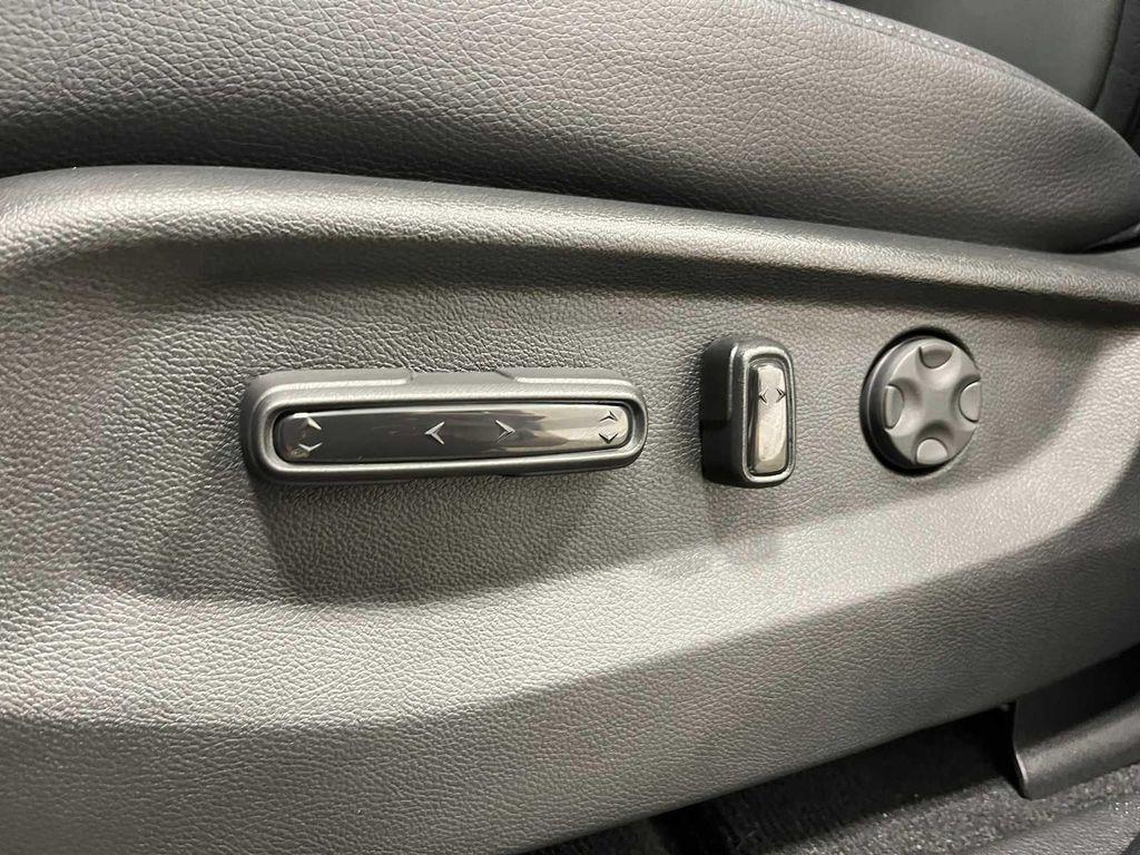 new 2026 Honda Odyssey car, priced at $42,237