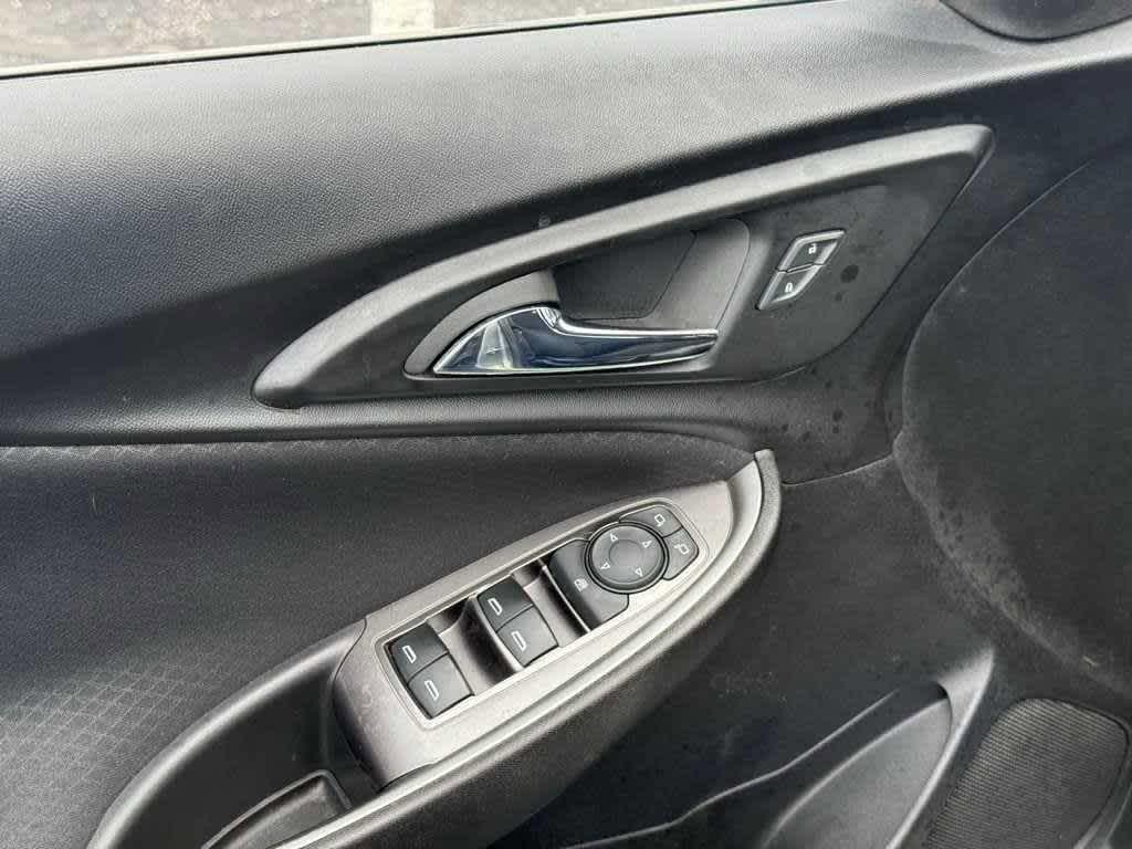 used 2023 Chevrolet Malibu car, priced at $18,999