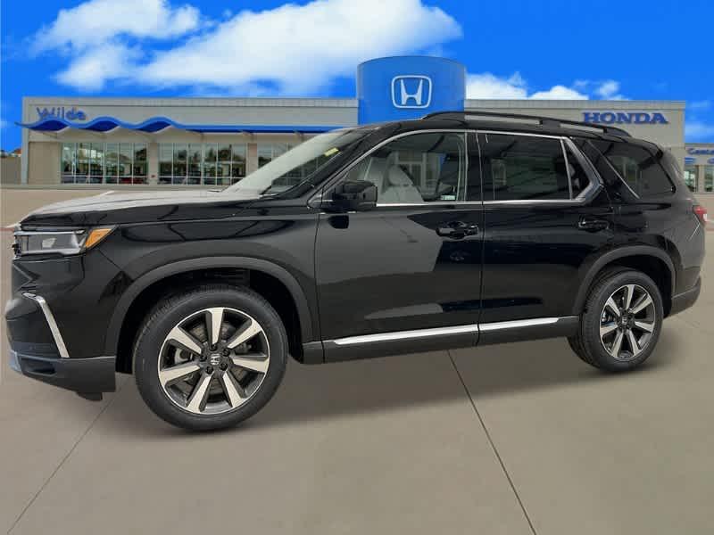 new 2025 Honda Pilot car, priced at $53,905