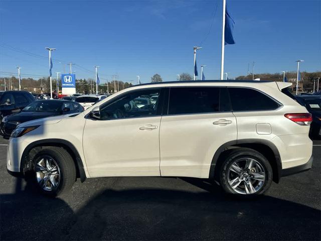 used 2019 Toyota Highlander car, priced at $23,786