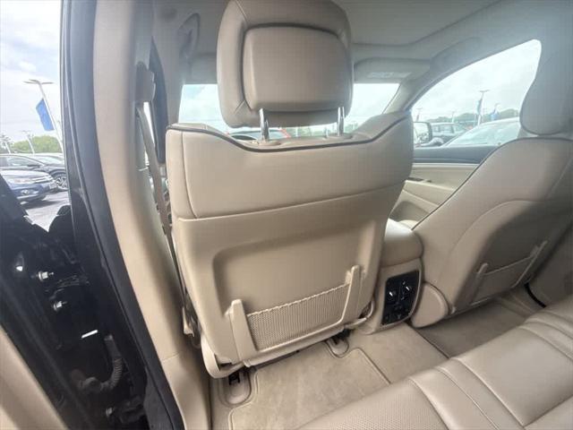 used 2014 Jeep Grand Cherokee car, priced at $17,548