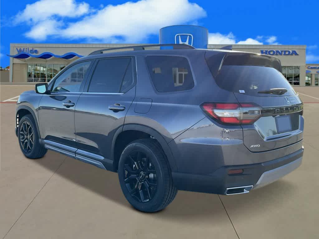 new 2025 Honda Pilot car, priced at $49,564