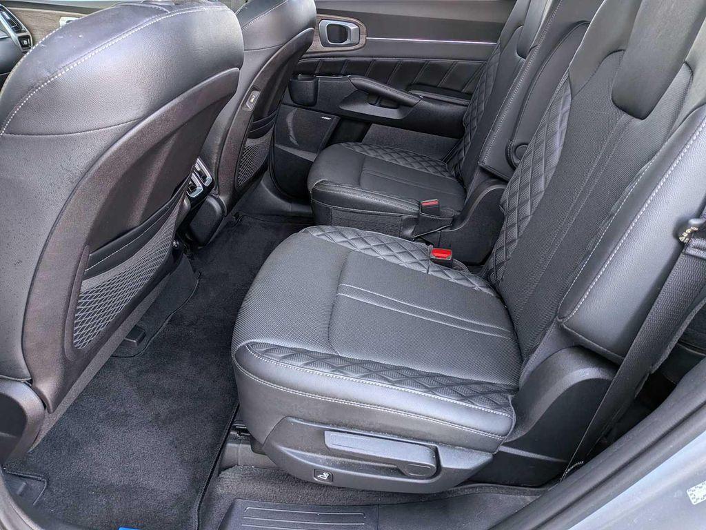 used 2021 Kia Sorento car, priced at $24,398