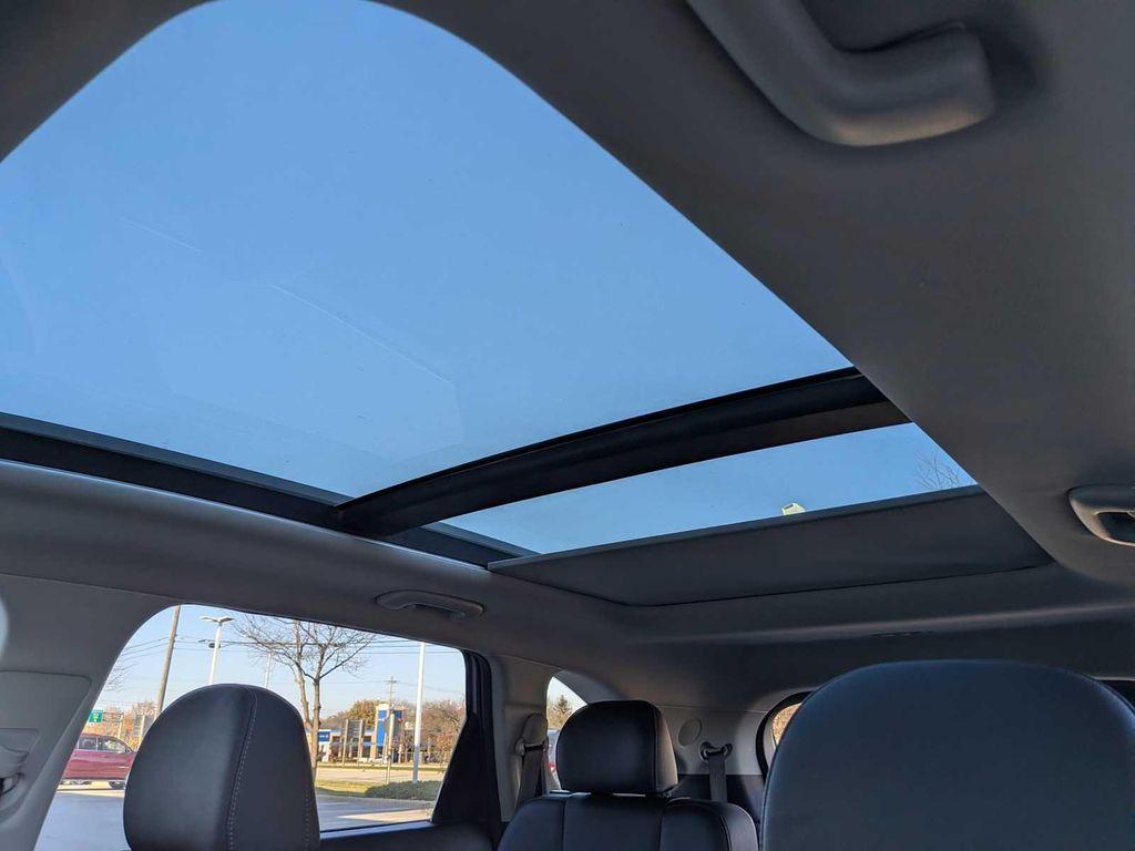 used 2021 Kia Sorento car, priced at $24,398